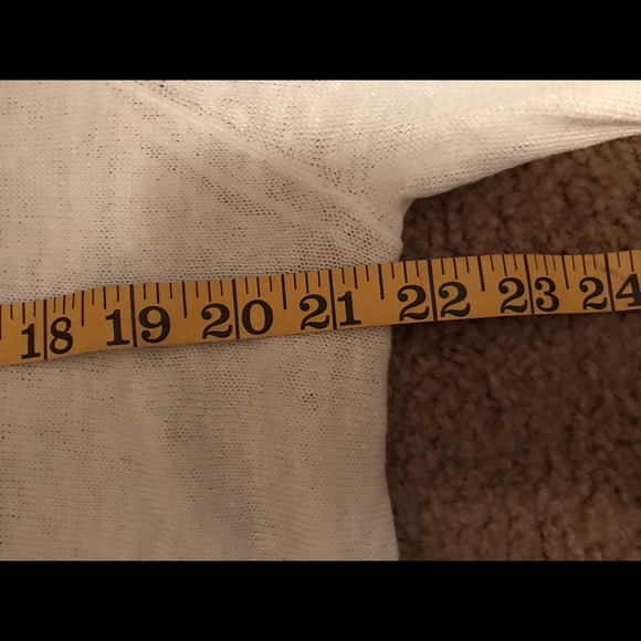 Lisa Todd knit sweater. White. Small. - Picture 10 of 10